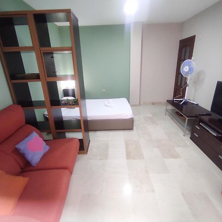 Piso Compartido Delyrent En San Ildefonso Appartement Jaén Buitenkant foto