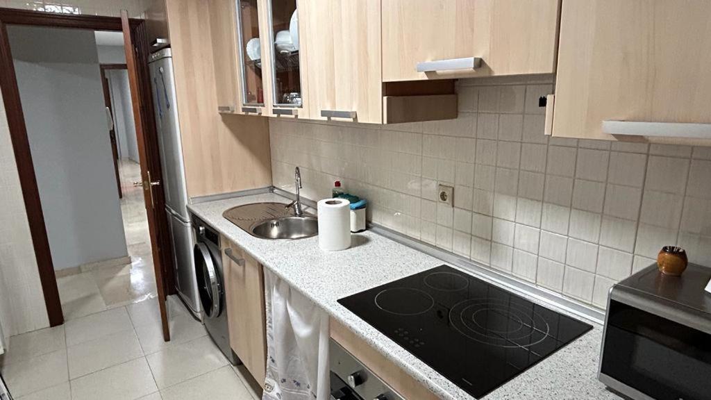 Piso Compartido Delyrent En San Ildefonso Appartement Jaén Buitenkant foto