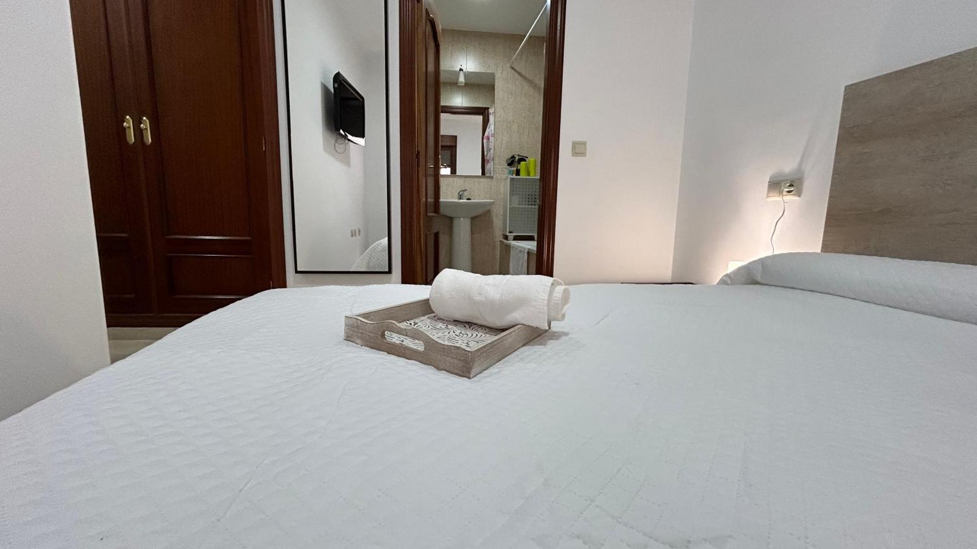 Piso Compartido Delyrent En San Ildefonso Appartement Jaén Buitenkant foto